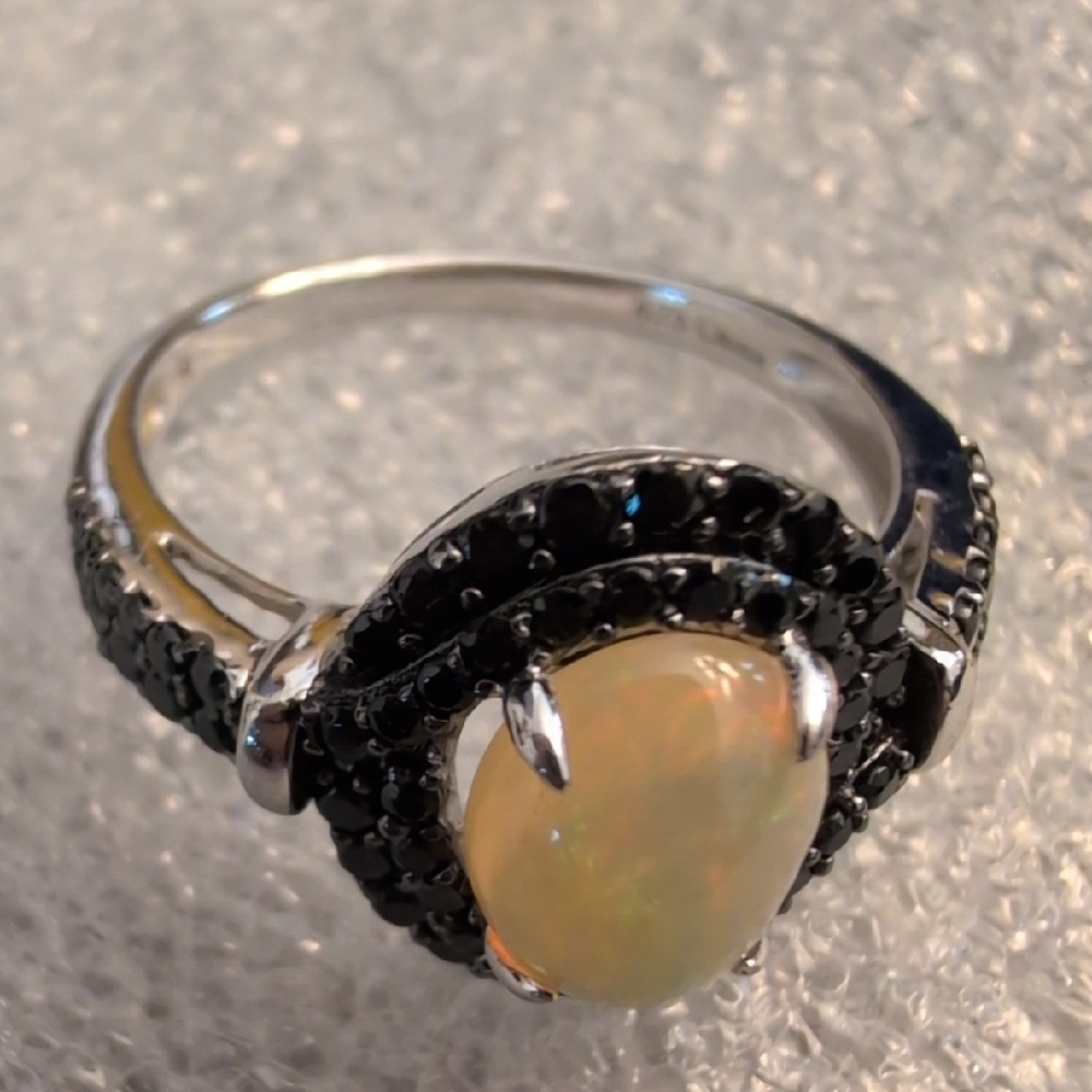 Sterling Silver Opal Black Spinel Ring Size 7 3/4 - Picture 4 of 7